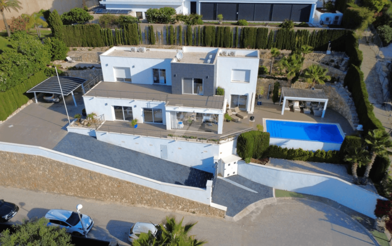 Villa de lujo con vistas panorámicas en Calpe. Costa Blanca.